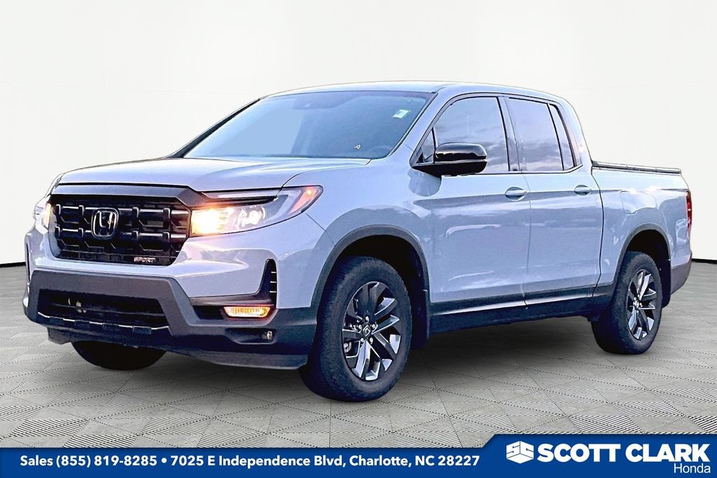 Used 2024 Honda Ridgeline Sport image 3