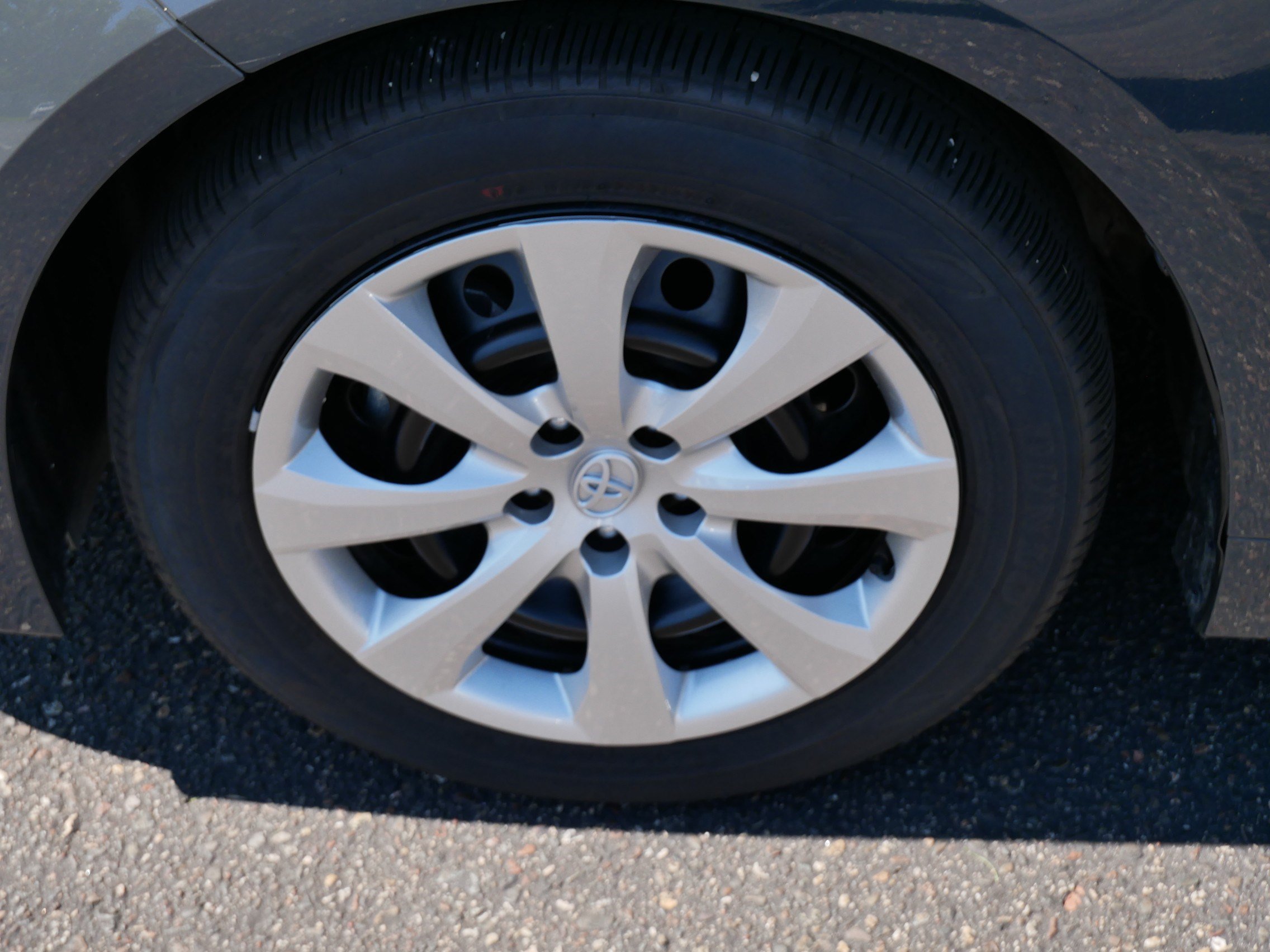 Certified 2026 Toyota Corolla LE FWD image 15