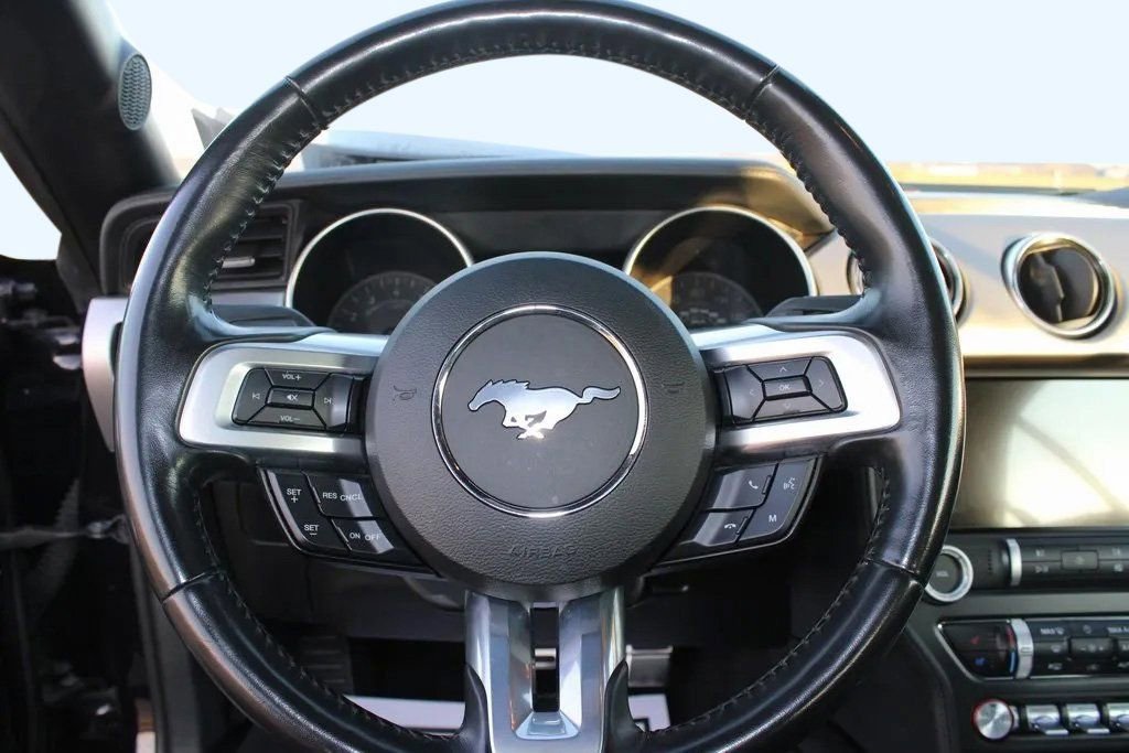 Used 2023 Ford Mustang Premium image 14