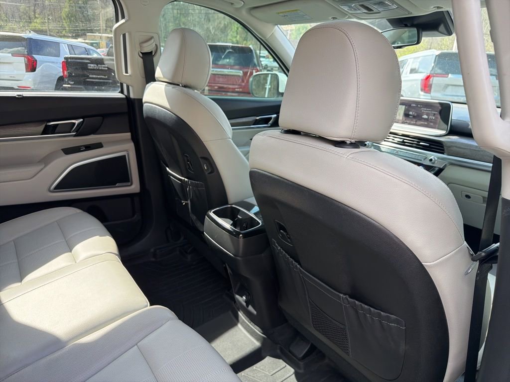 Used 2020 Kia Telluride EX image 19
