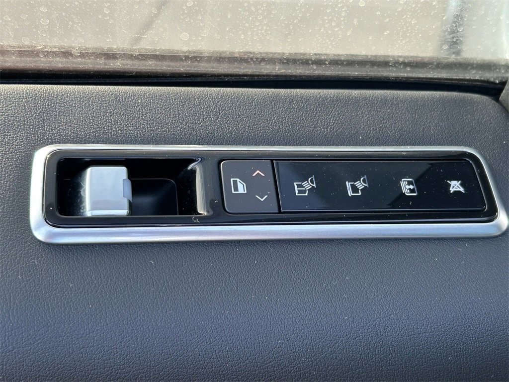 Used 2022 Land Rover Range Rover Westminster Edition image 19