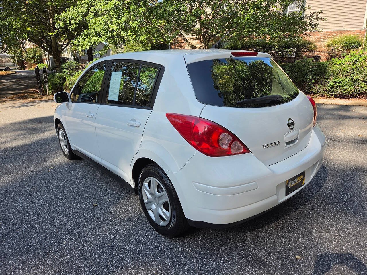 Used 2007 Nissan Versa 1.8 S w/ PWR Pkg FWD image 3