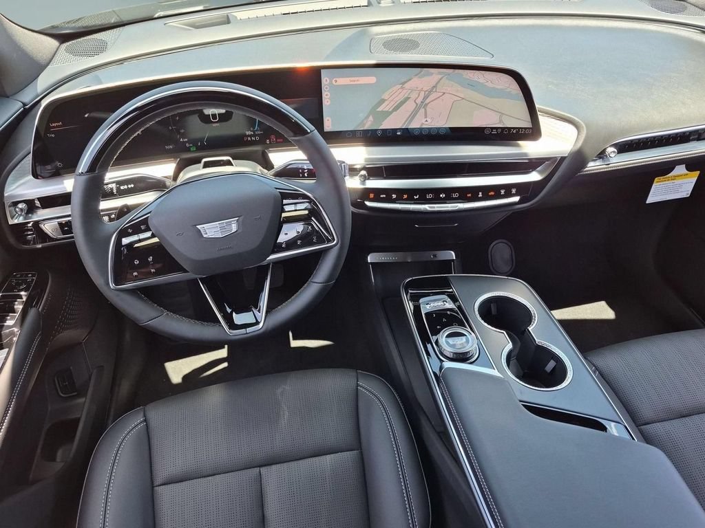 New 2026 Cadillac Lyriq Luxury AWD/4WD image 23