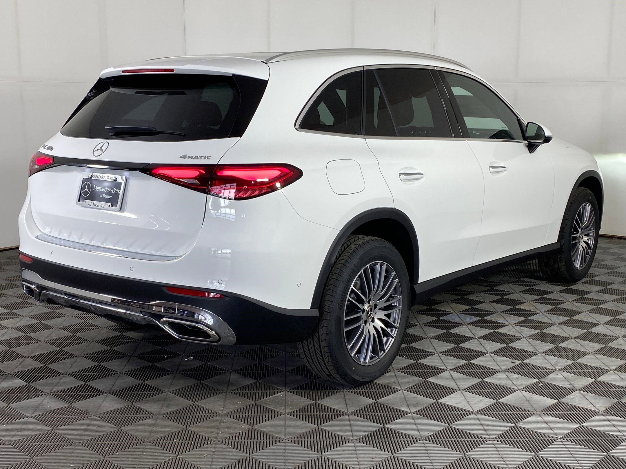 Used 2026 Mercedes-Benz GLC 300 4MATIC image 8