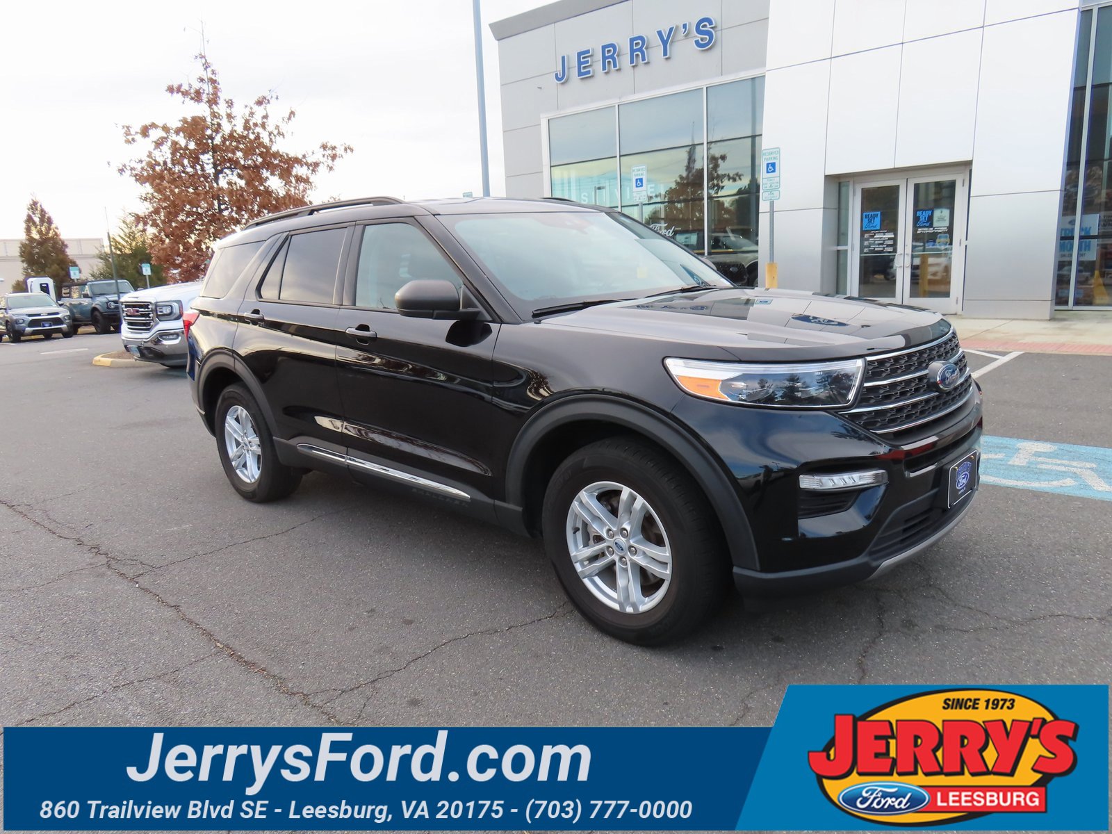 Used 2023 Ford Explorer XLT w/ Equipment Group 202A image 1