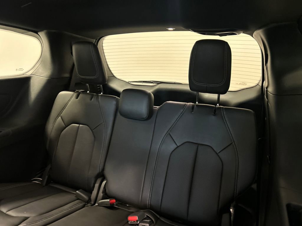New 2026 Chrysler Pacifica Select image 31