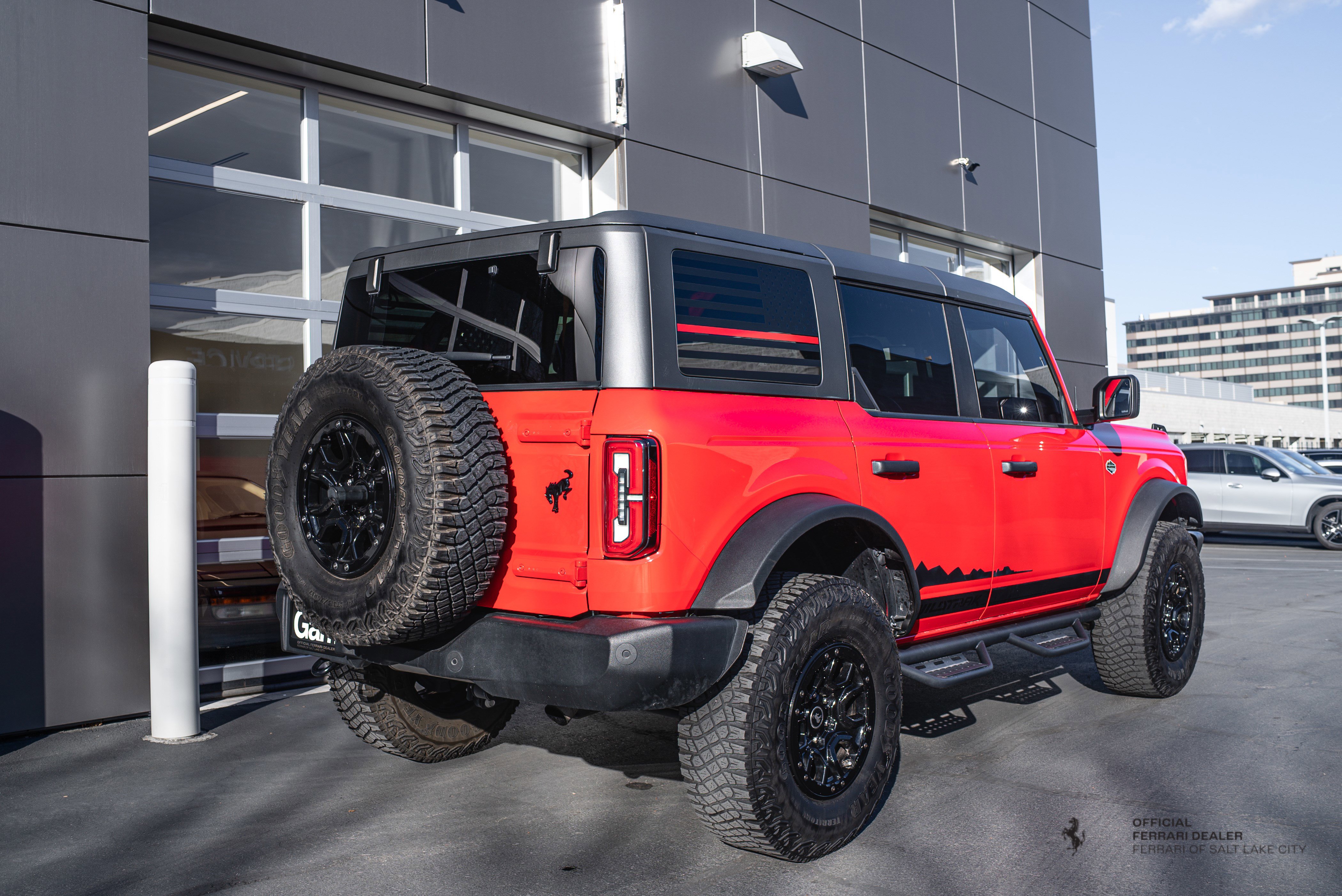 Used 2023 Ford Bronco Wildtrak image 11