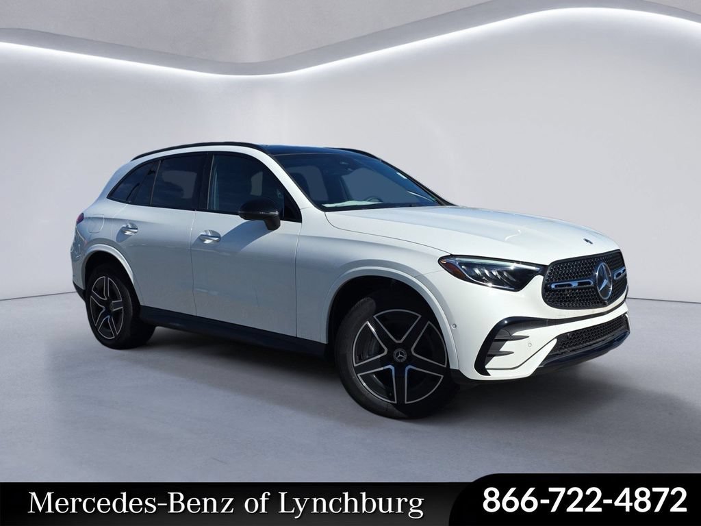 New 2025 Mercedes-Benz GLC 300 4MATIC image 1