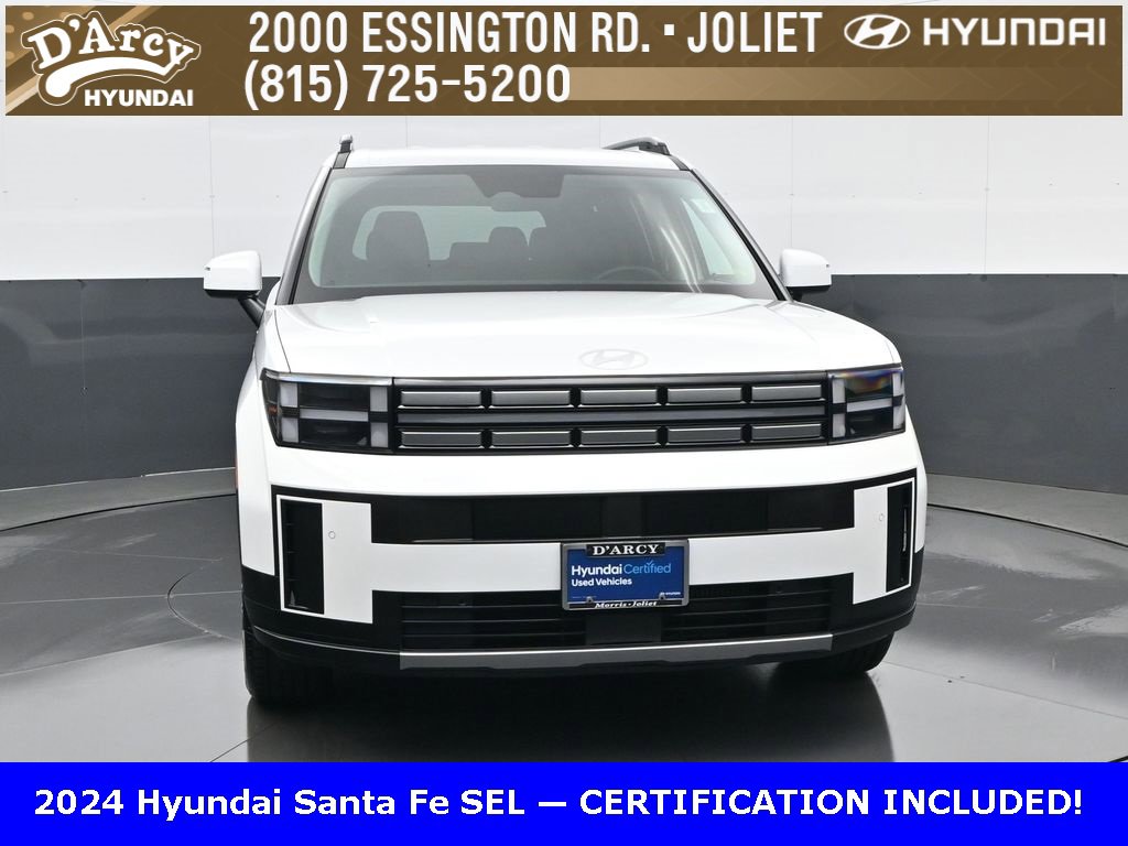 Used 2024 Hyundai Santa Fe SEL image 2