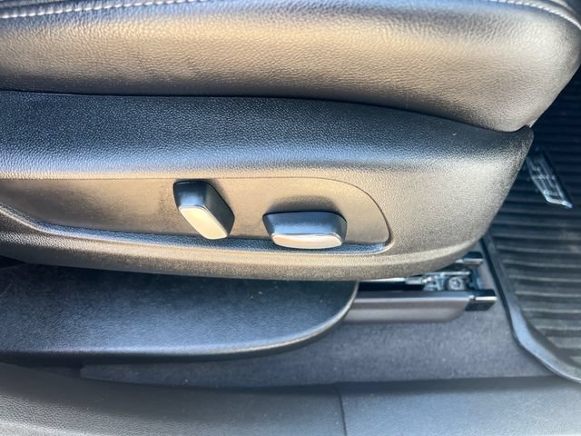 Used 2024 Cadillac XT6 Luxury AWD/4WD image 15