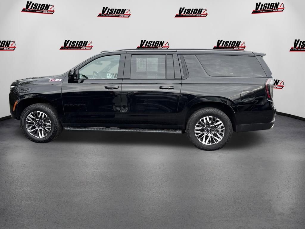 Used 2025 Chevrolet Suburban Z71 w/ Z71 Off-Road Package AWD/4WD image 8