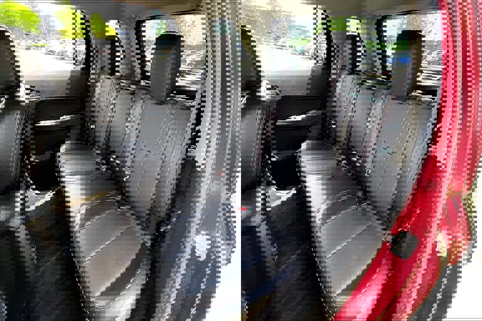 Used 2016 GMC Terrain SLT w/ Open Road Package image 18