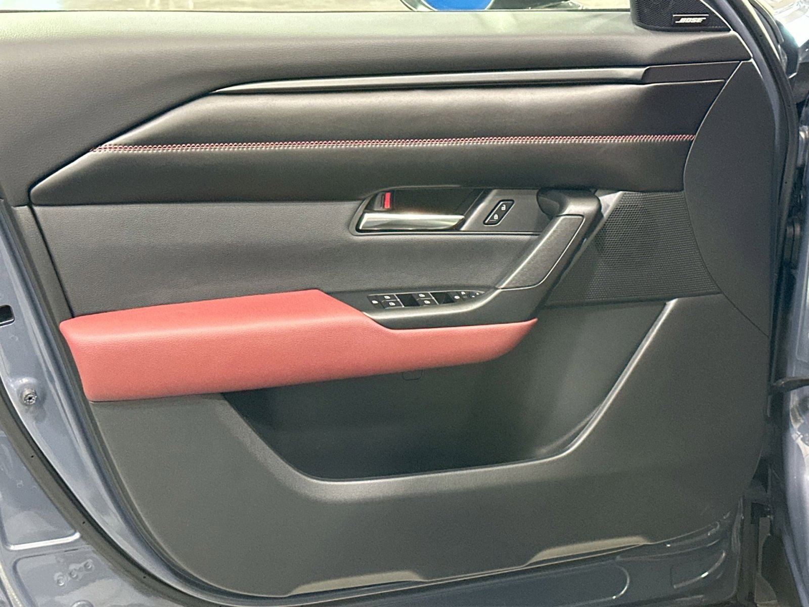 Used 2025 MAZDA CX-50 2.5 Hybrid w/ Cargo Package image 15