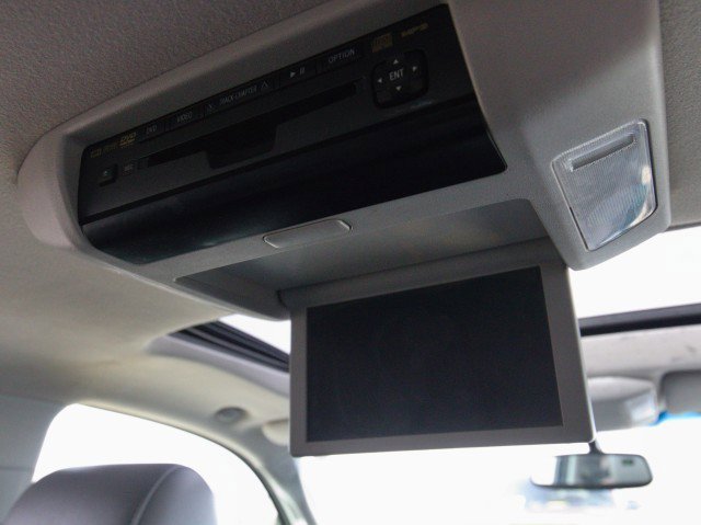 Used 2012 Toyota Sequoia Platinum image 34