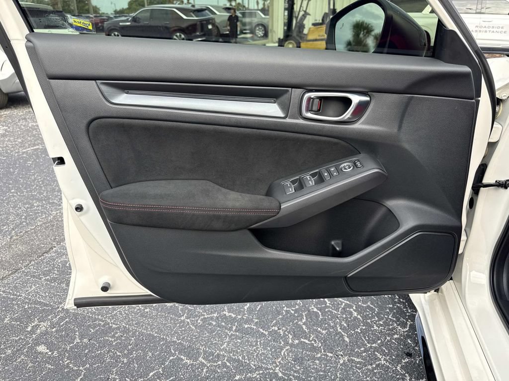 Used 2025 Honda Civic Type R image 18