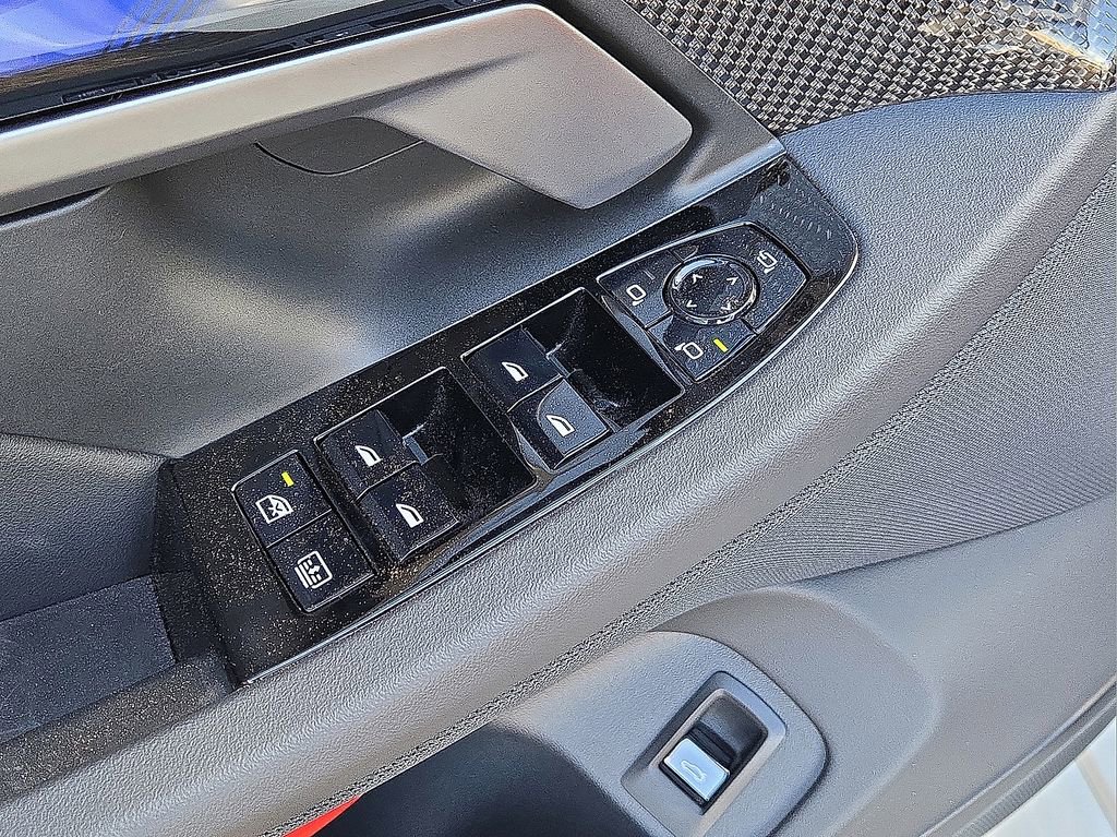 Used 2026 BMW M5 w/ Carbon Package image 22