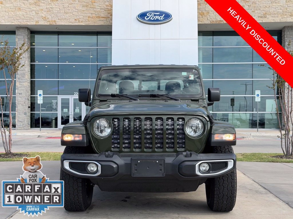 Used 2021 Jeep Gladiator Sport AWD/4WD image 2