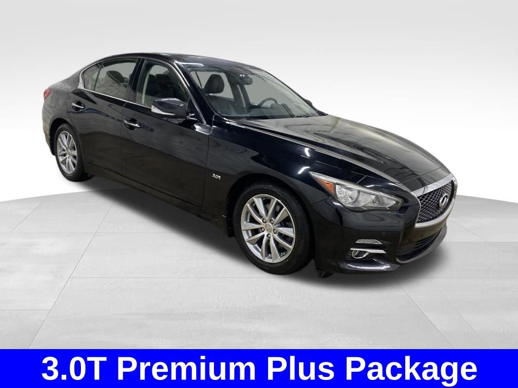 Used 2016 INFINITI Q50 3.0t Premium w/ Driver Assistance Package image 5