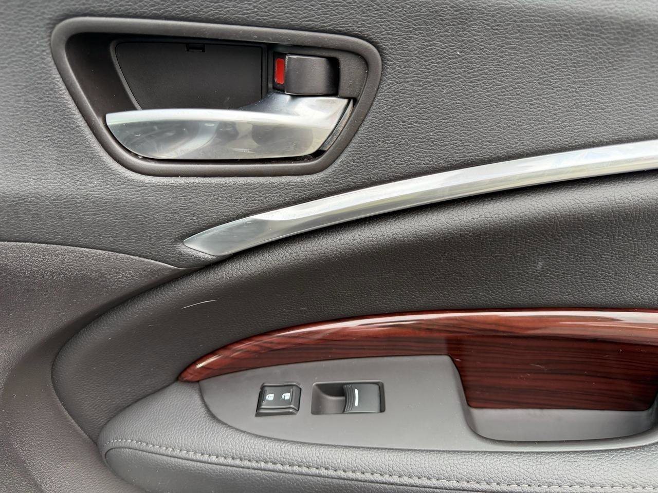 Used 2016 Acura MDX FWD w/ Technology Package image 29