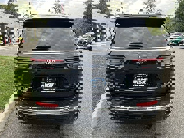 Certified 2022 Jeep Grand Cherokee L Overland image 7