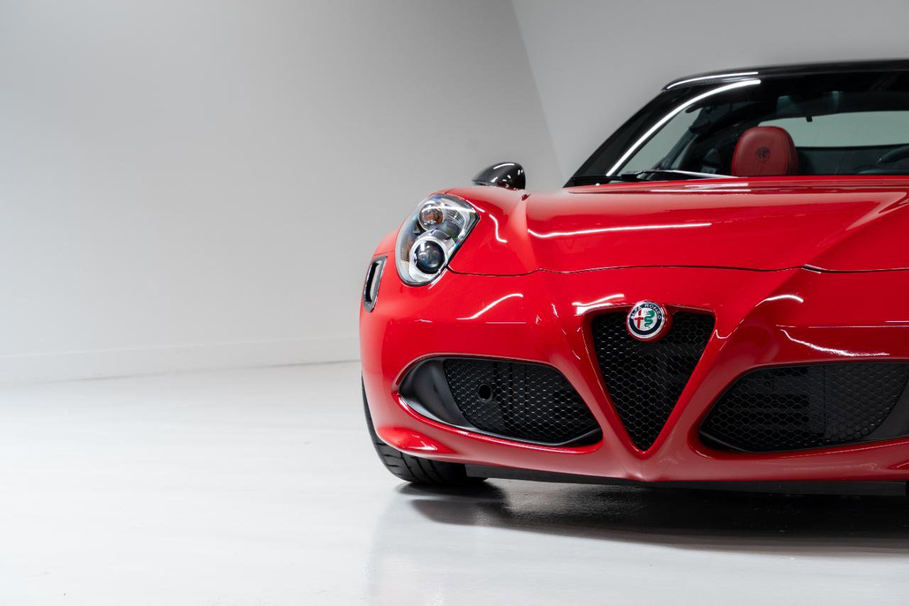 Used 2018 Alfa Romeo 4C Spider image 16