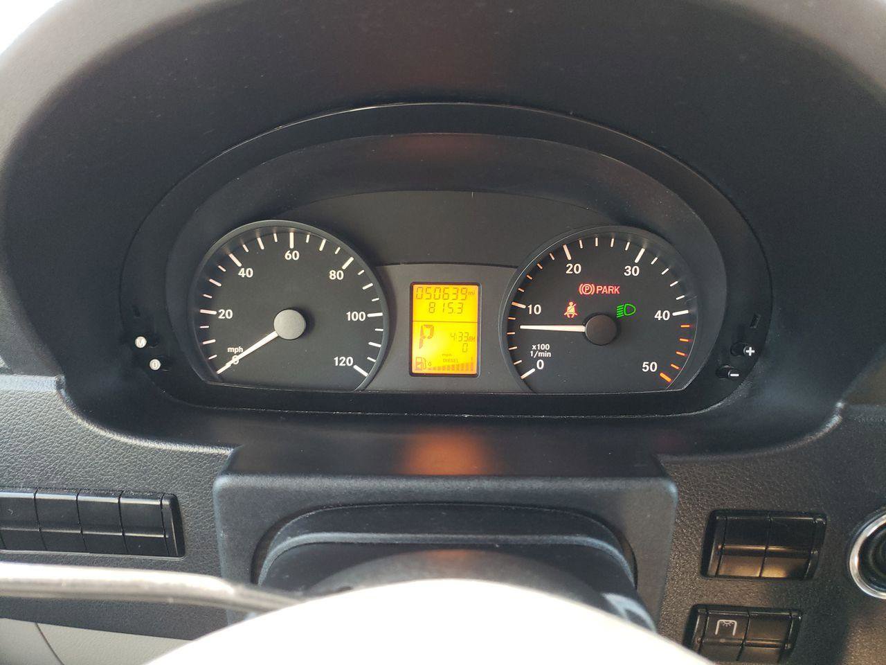 Used 2008 Freightliner Sprinter 3500 image 11