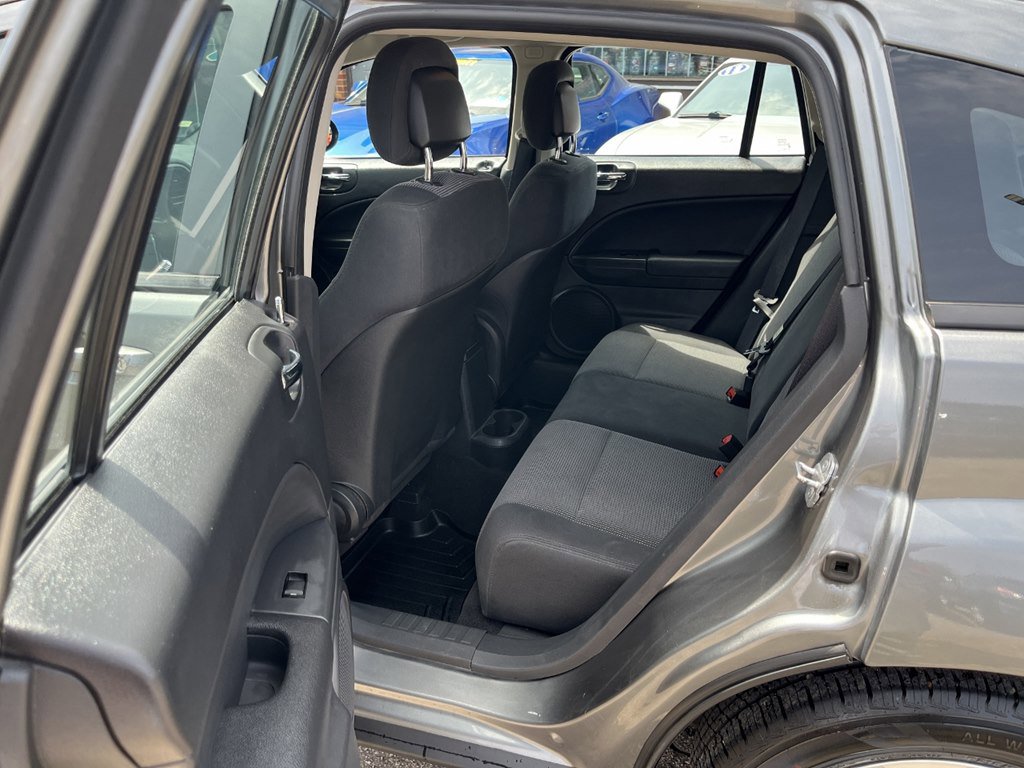 Used 2011 Dodge Caliber Mainstreet image 10