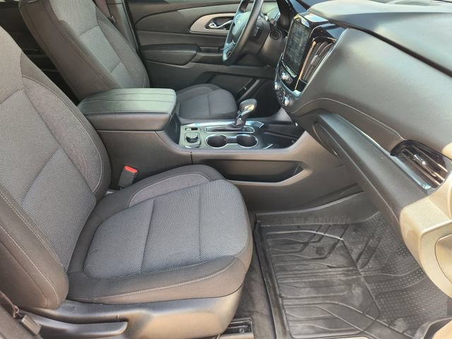 Used 2023 Chevrolet Traverse LT FWD image 12