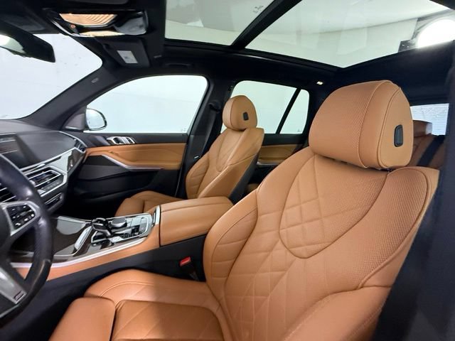 Used 2023 BMW X5 xDrive40i w/ M Sport Package AWD/4WD image 14