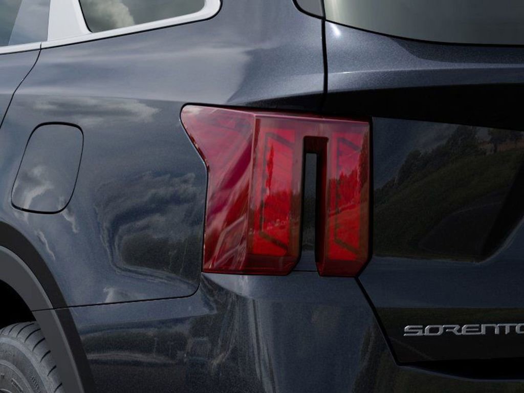 New 2025 Kia Sorento LX image 11