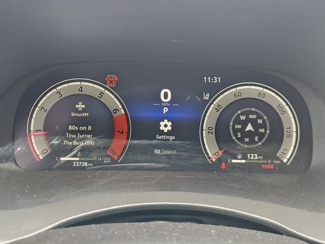 Certified 2025 Toyota Highlander Limited FWD image 15