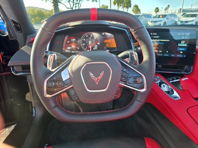 Used 2025 Chevrolet Corvette Stingray Preferred Conv w/ Z51 Performance Package RWD image 21