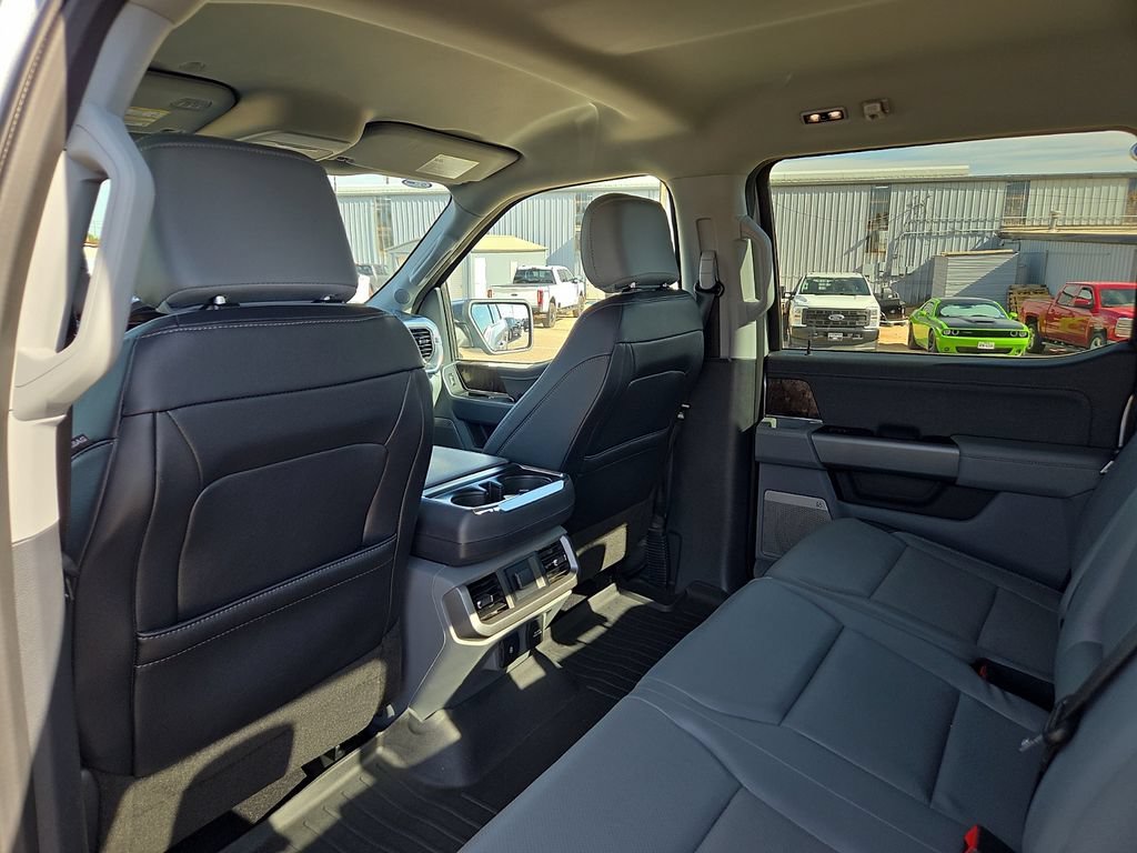 Used 2023 Ford F150 Lariat AWD/4WD image 16