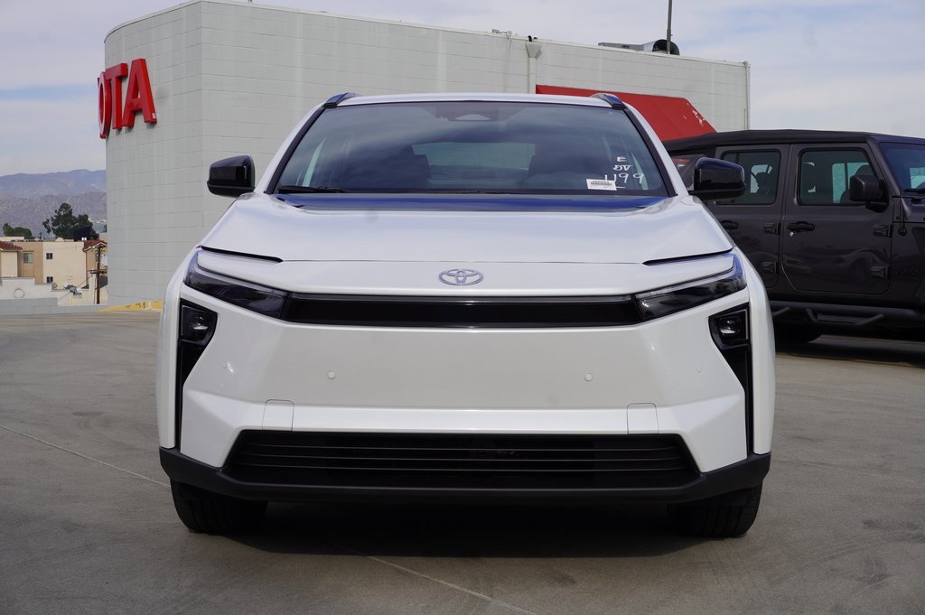 New 2026 Toyota bZ XLE video 2