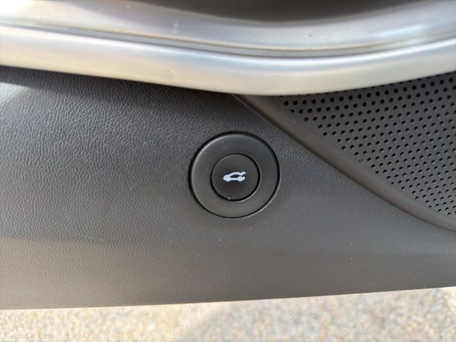 Used 2019 Chevrolet Camaro SS image 29