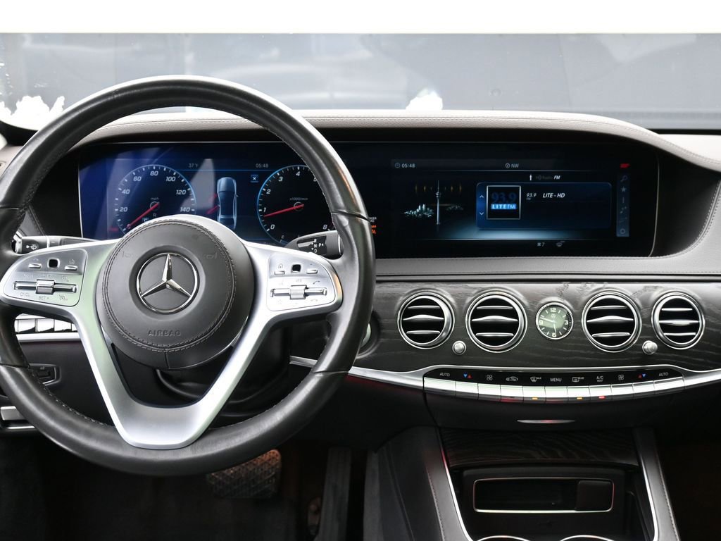 Used 2018 Mercedes-Benz S 560 S 560 w/ Premium Package image 11