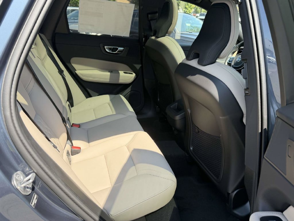 New 2026 Volvo XC60 B5 Plus w/ Protection Package Premier AWD/4WD image 12