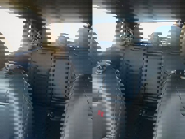 New 2026 Jeep Compass Latitude image 13