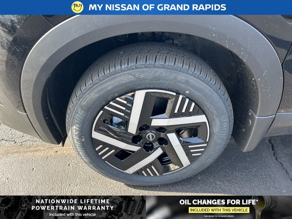 New 2026 Nissan Kicks SV w/ Charging Package FWD image 10
