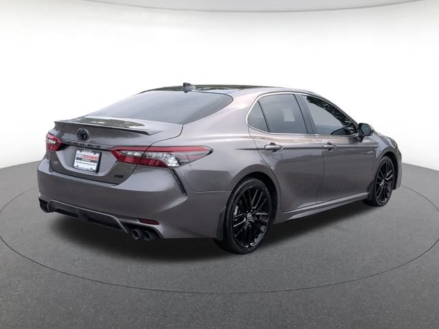 Used 2024 Toyota Camry XSE FWD image 5