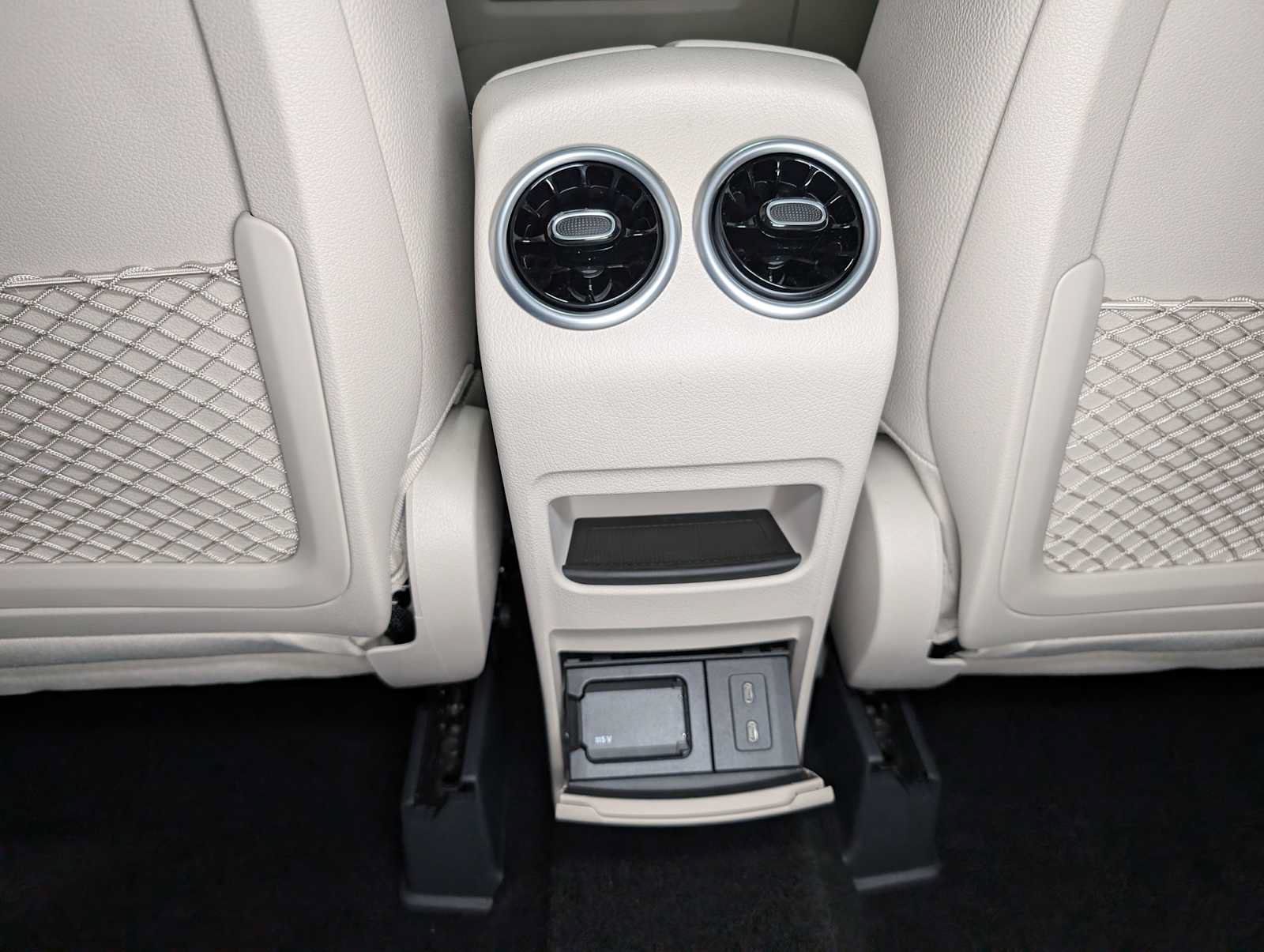 New 2026 Mercedes-Benz GLB 250 4MATIC image 20