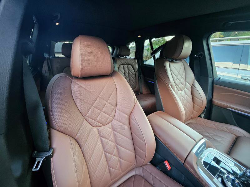 Used 2023 BMW X5 xDrive40i w/ Executive Package AWD/4WD image 78