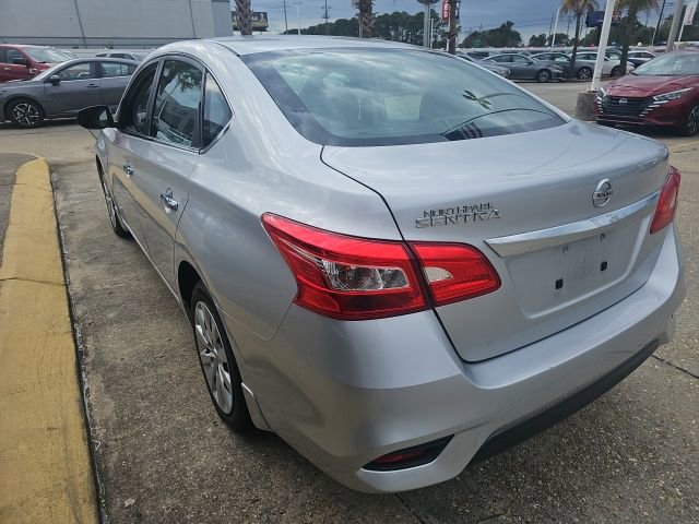 Used 2019 Nissan Sentra S image 4