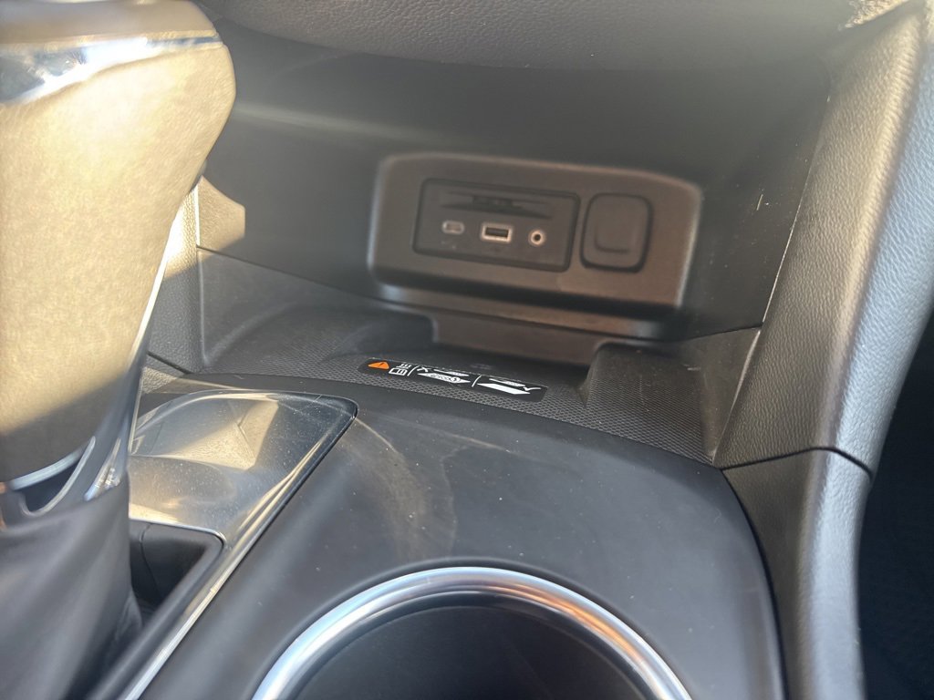 Used 2021 Chevrolet Equinox Premier image 17