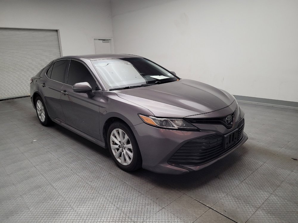 Used 2019 Toyota Camry LE FWD image 13
