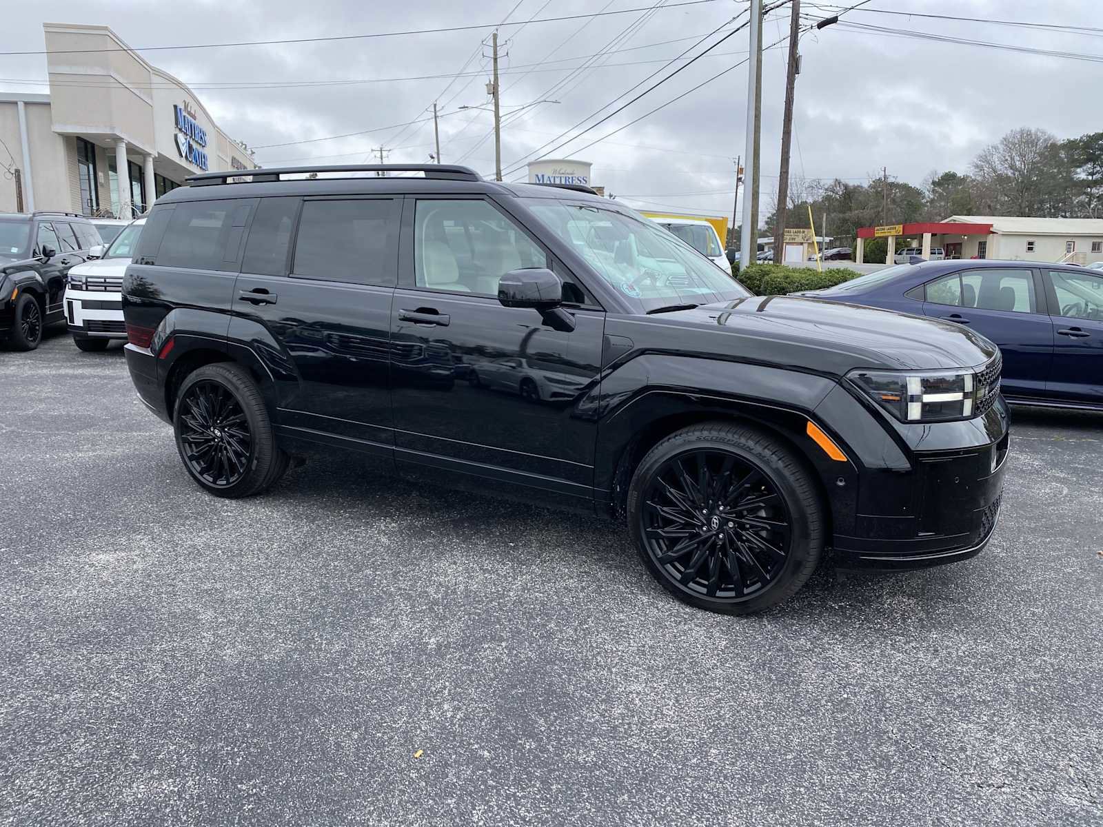 Certified 2025 Hyundai Santa Fe Calligraphy image 2