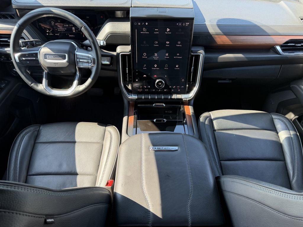 Used 2025 GMC Yukon Denali AWD/4WD image 13