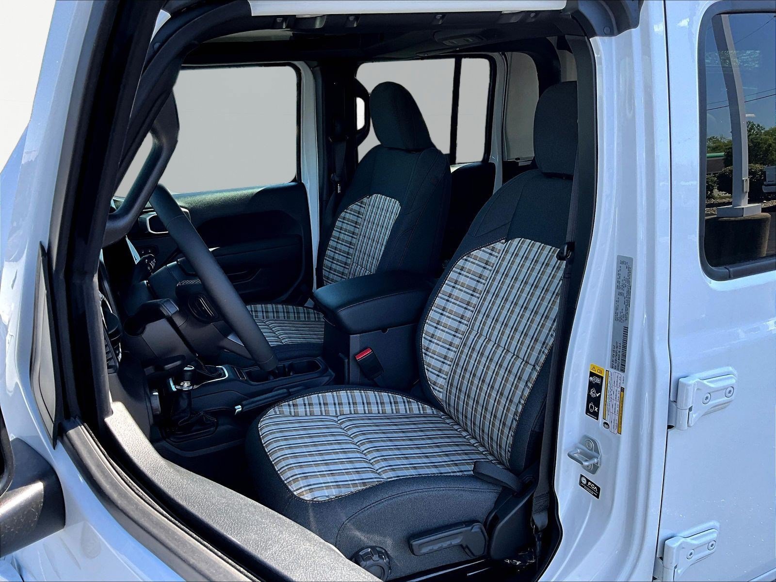 New 2026 Jeep Gladiator Sport AWD/4WD image 16