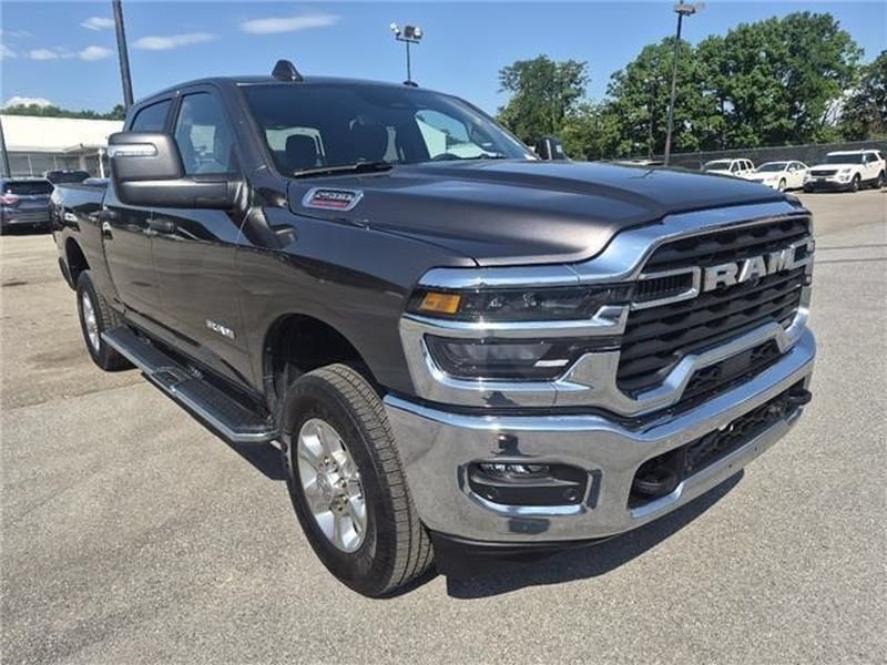 Used 2025 RAM 2500 Big Horn AWD/4WD image 19