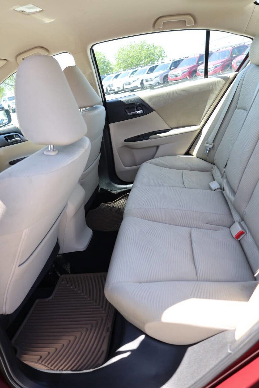 Used 2015 Honda Accord LX image 17